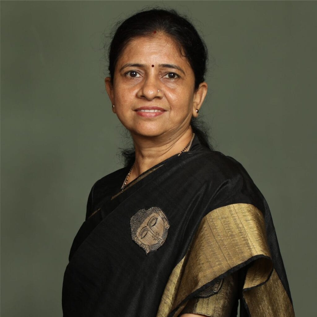 Chhaya Dave Leadership